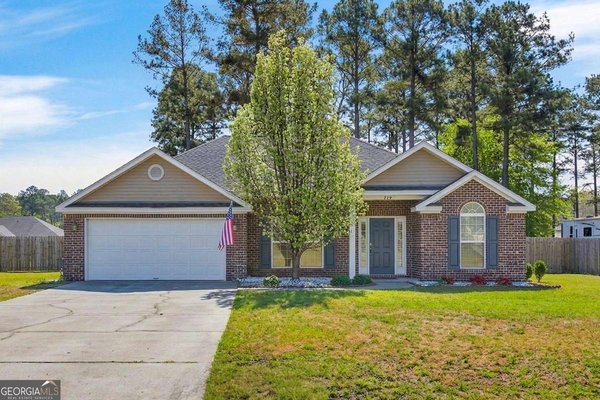 219 Cyane Lane, Guyton