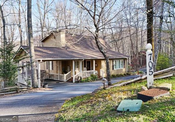 705 Laurel Ridge Drive, Ellijay