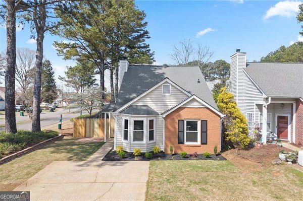 1914 Brittania Circle, Woodstock