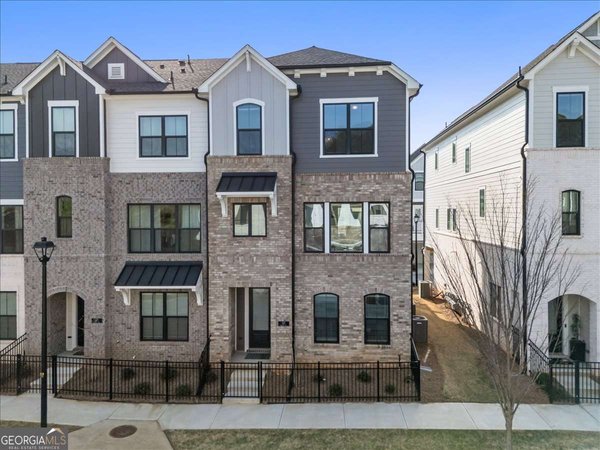 335 Walker Avenue Alpharetta