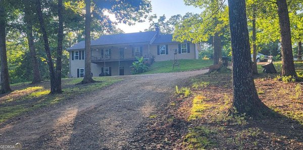 1605 Cody Road, Mount Airy