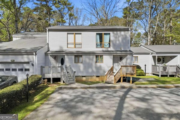 402 Willow Way, Villa Rica