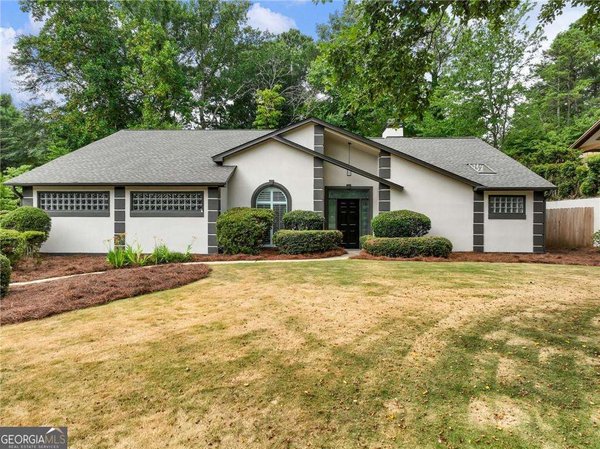 5195 FOREST RUN Trace Alpharetta
