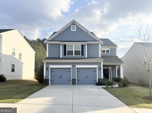 1040 Shadow Glen Drive, Fairburn