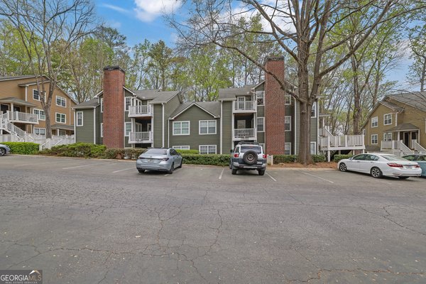 2180 River Heights Court, Marietta
