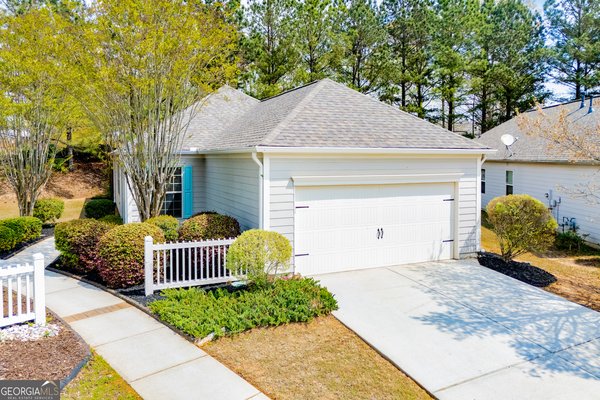 240 River Meadow Drive, Lagrange