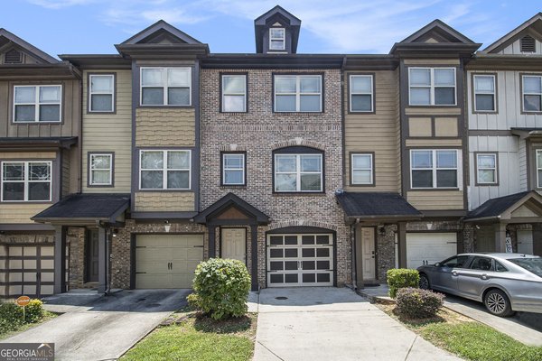 2809 Hillside Way, Decatur