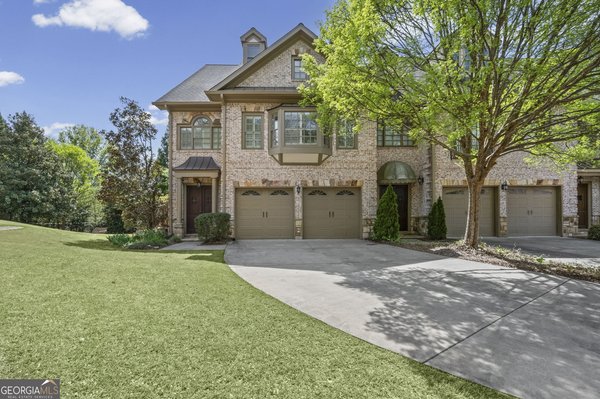 6305 Clapham Lane, Johns Creek