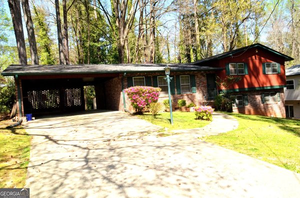 2921 Pine Valley Circle, East Point