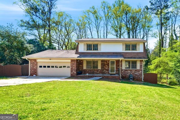 3569 Woods Drive, Decatur