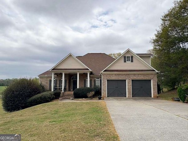 459 Waterford Drive, Cartersville