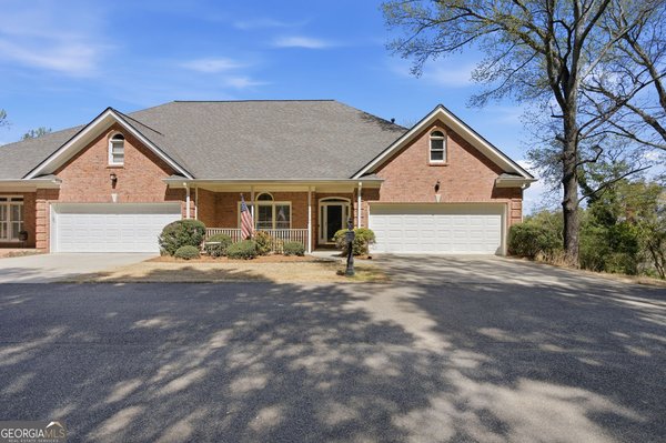 8655 Hope Vine Roswell