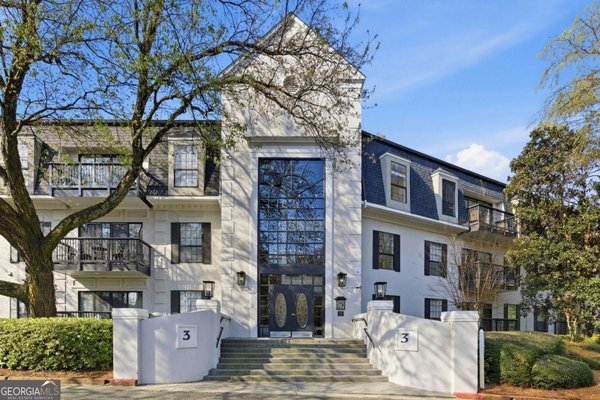 3315 Pine Heights Drive, Atlanta