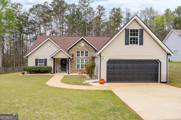 5017 Grist Mill Drive Villa Rica