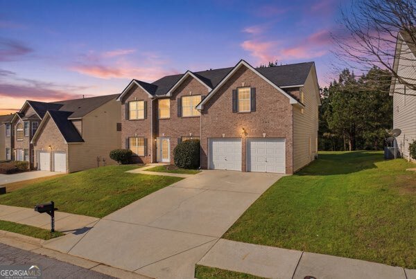 4925 Locherby Drive, Fairburn