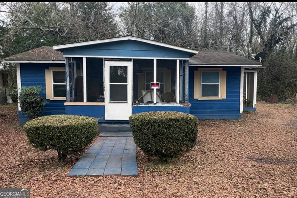 302 Cotton Avenue Marshallville