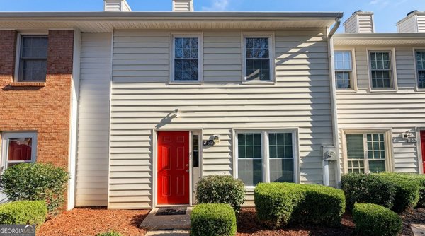 250 Mill Creek Place Roswell