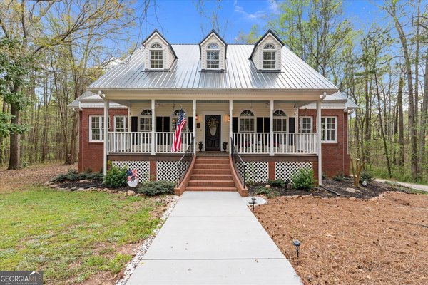 301 Highway 5 East Roopville