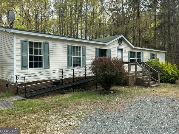 1101 Sunshine Road Toccoa