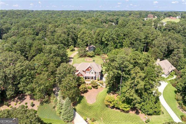 404 Billings Farm Drive Canton