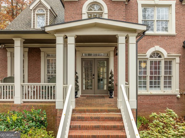 301 Dogwood Heights, Canton