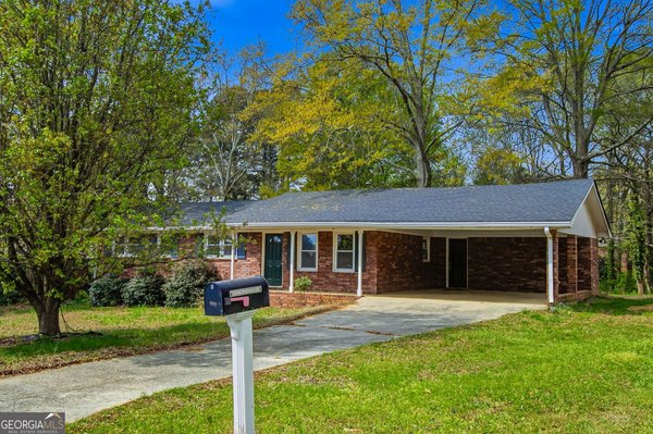 3354 Cheoah Drive Douglasville