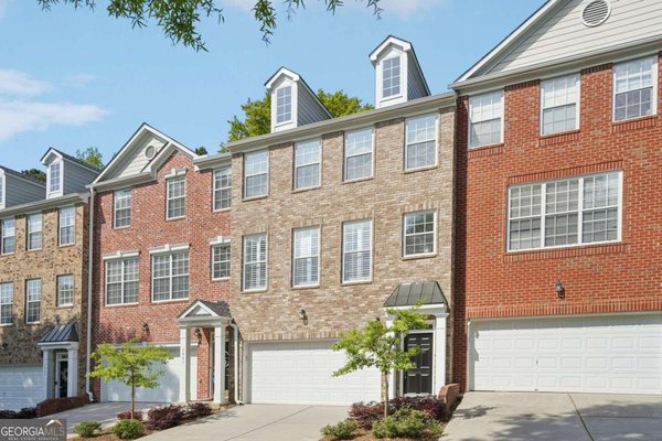 3689 Chattahoochee Summit Drive Atlanta