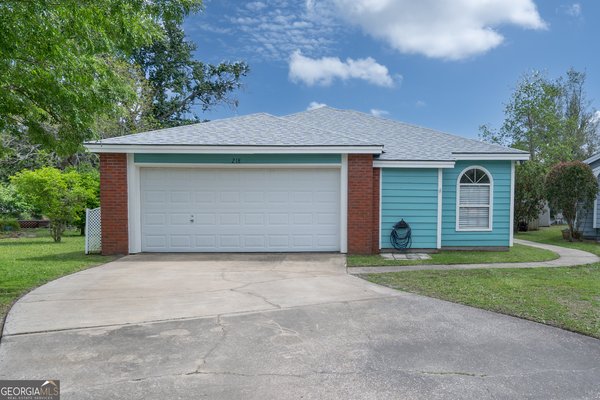 218 Cypress Drive, Kingsland