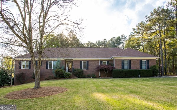 4450 Bay Creek Road, Loganville