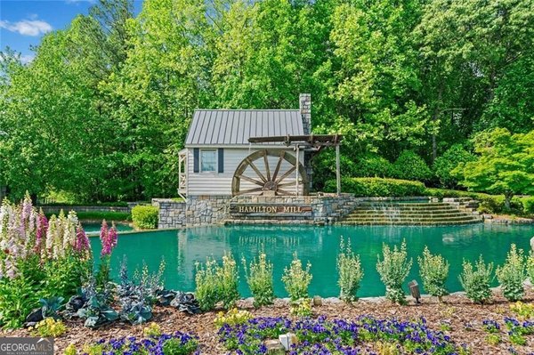 3318 Ridgemill Circle Dacula