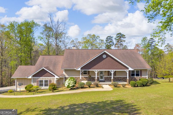 35 Villa Court Hartwell