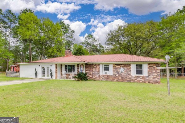 423 Pioneer Road, Hinesville