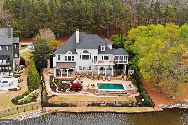 641 Shore Drive Canton