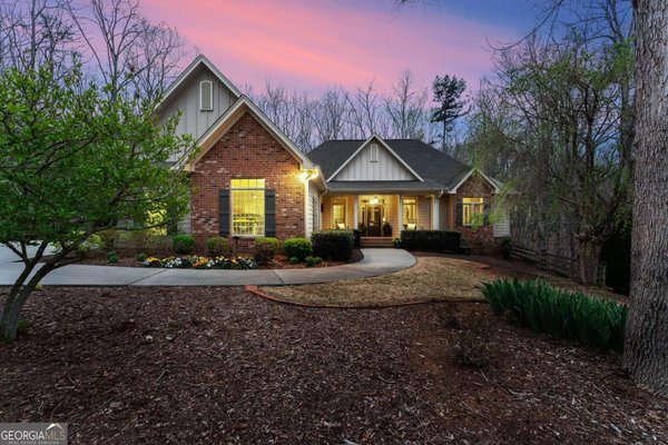 167 Early Red Pippin Clarkesville