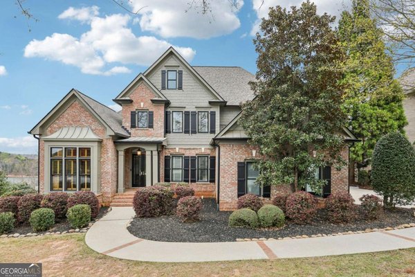 3734 Wavespray Court Gainesville