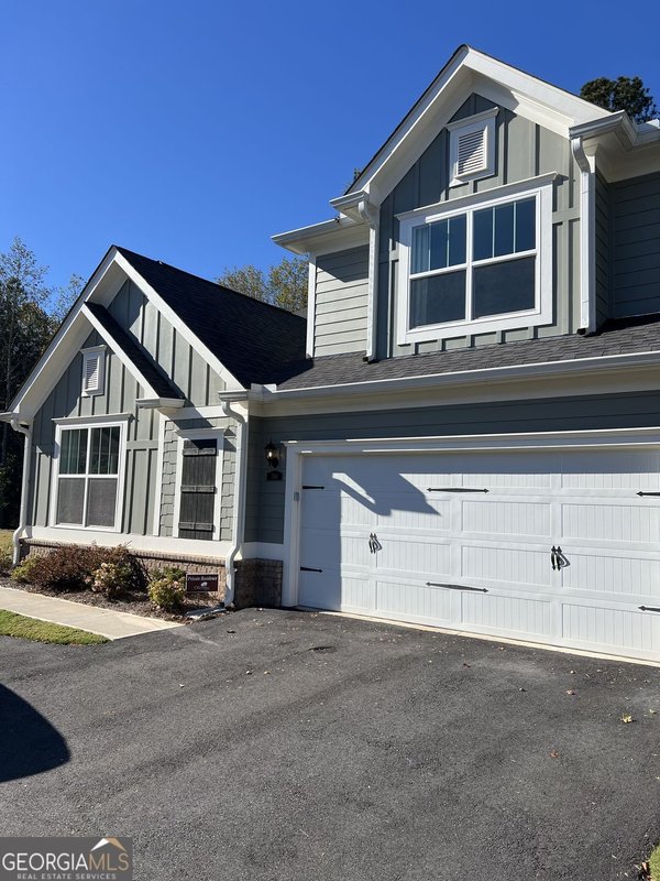 704 Calypso Way, Cumming