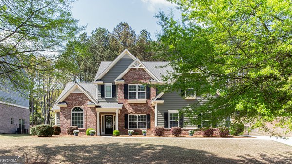 1617 Maes Overlook, Loganville