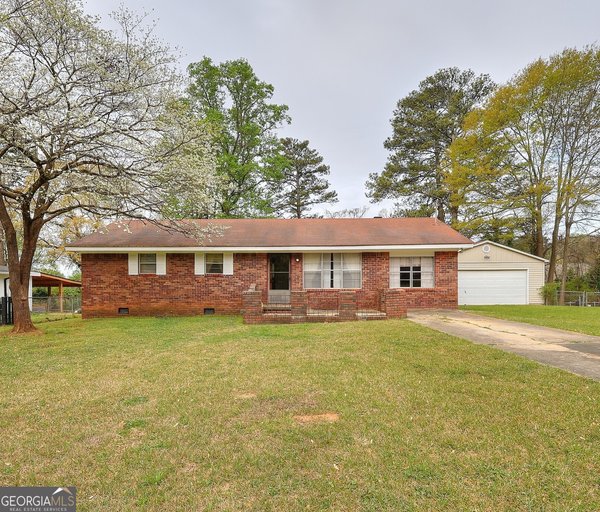 2261 Clairmont Circle, Snellville