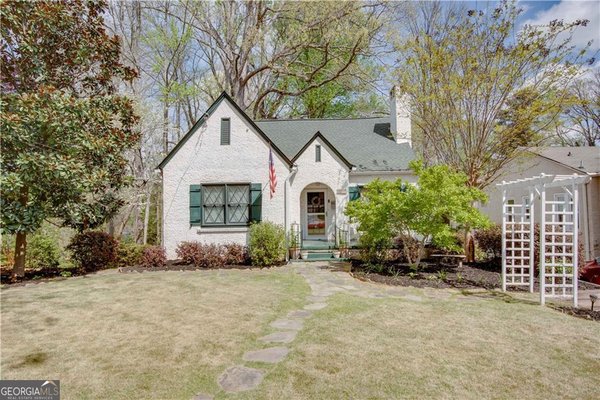 2045 Mercer Avenue, College Park