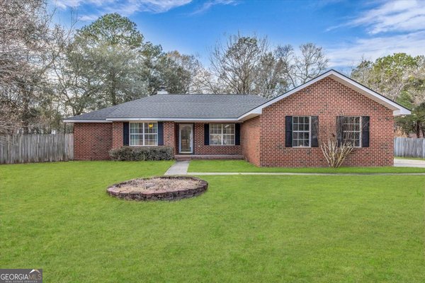 153 Hughes Drive Midway