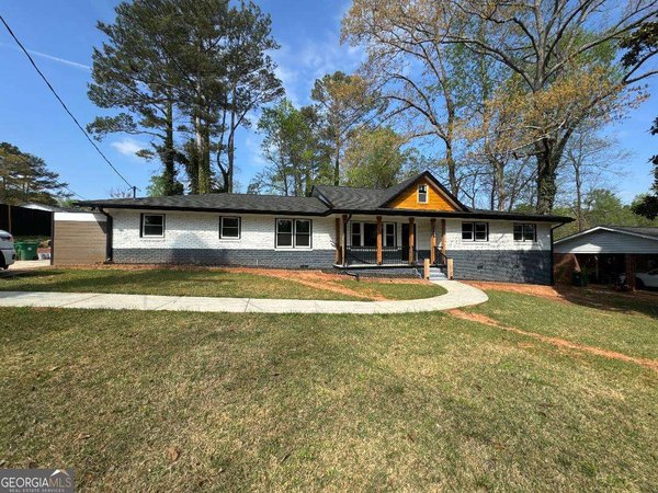 1747 Glenhaven Circle, Decatur