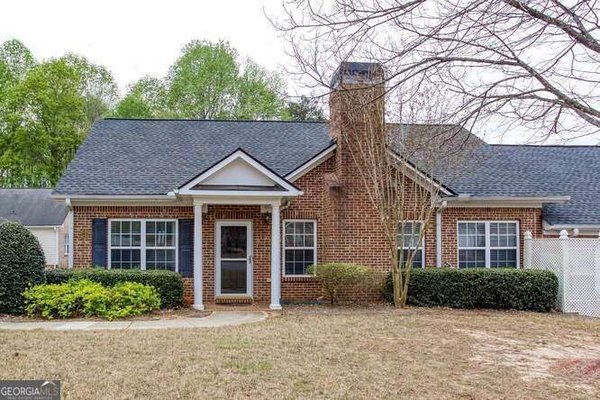 3402 Raes Creek Road Marietta