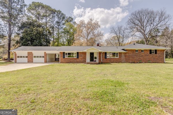 207 John Phillips Road, Cedartown