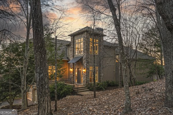 261 Falcon Heights, Big Canoe