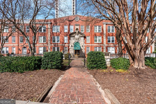 2840 Peachtree Road, Atlanta