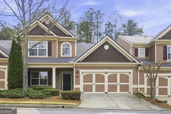 1895 Brannon Commons Circle, Cumming