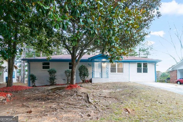 110 Hidden Brook Court, South Fulton