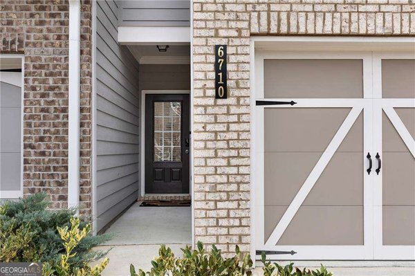 6710 Cedar Glen Road, Atlanta