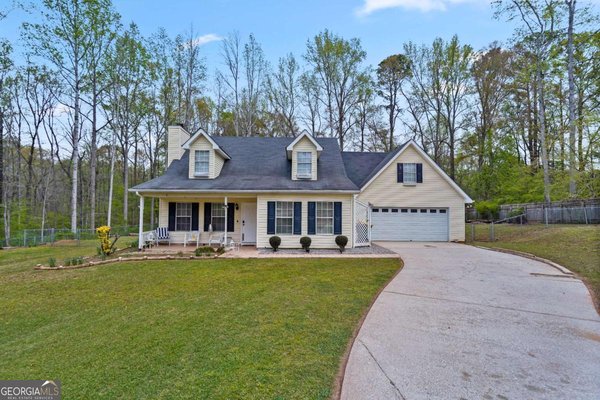 135 Creekview Dr Newnan
