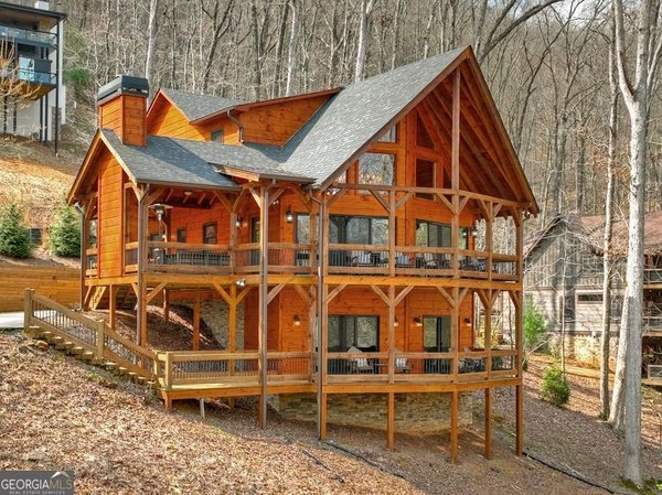 1601 Shady Falls Road, Blue Ridge